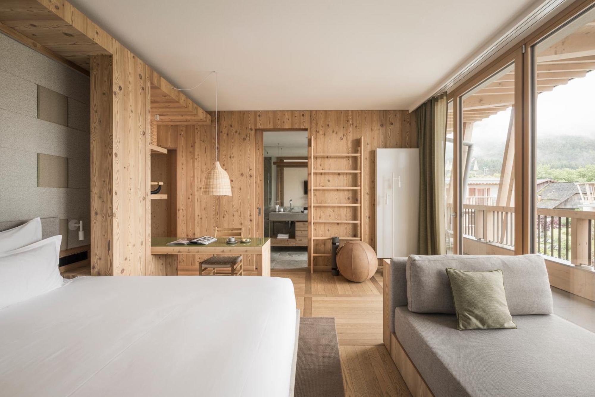 Falkensteiner Hotel Kronplatz - The Leading Hotels Of The World (Adults Only) Riscone Quarto foto A room at the 7132 Summit